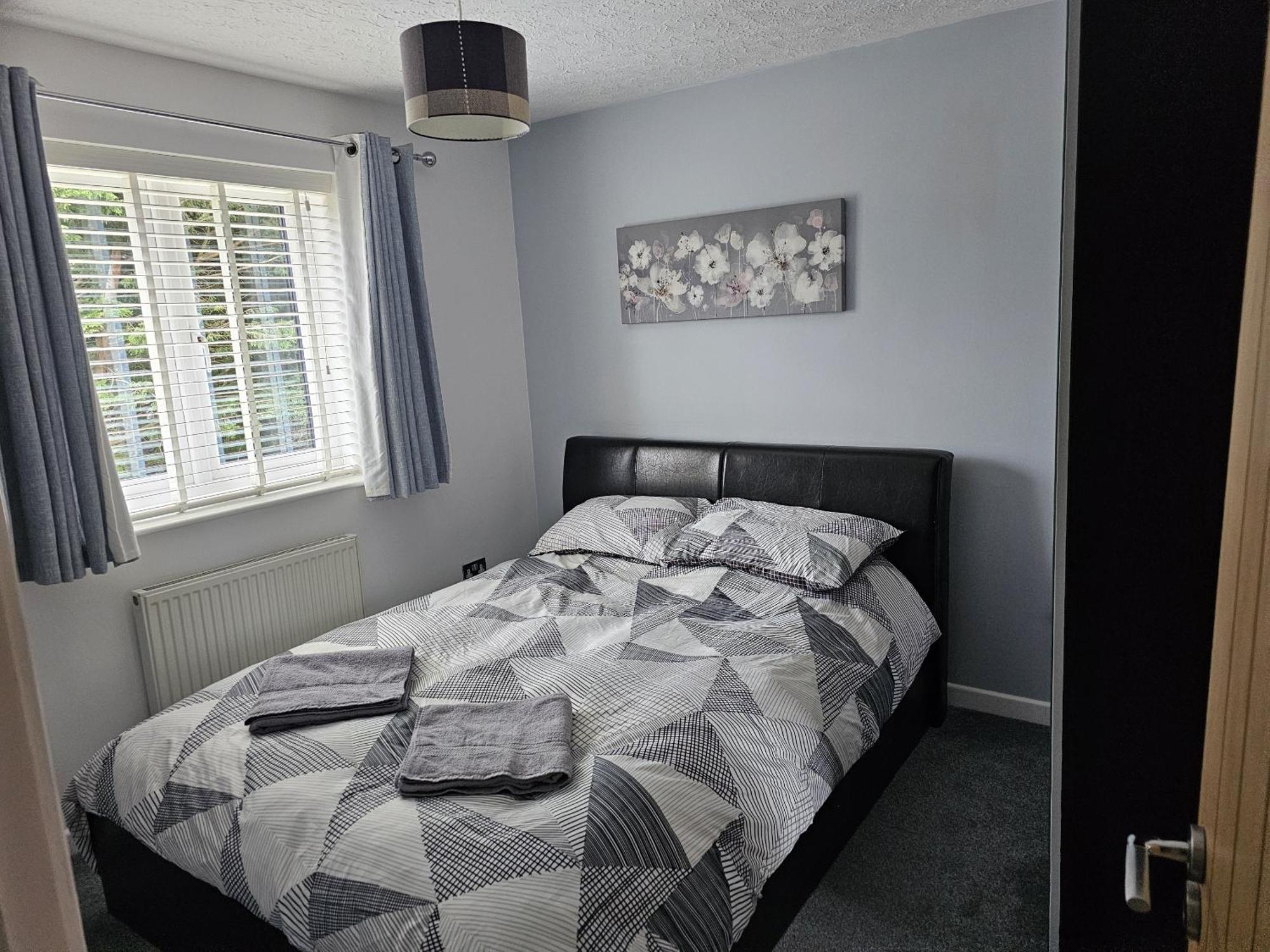 Midway Villa Shepton Mallet Exterior foto